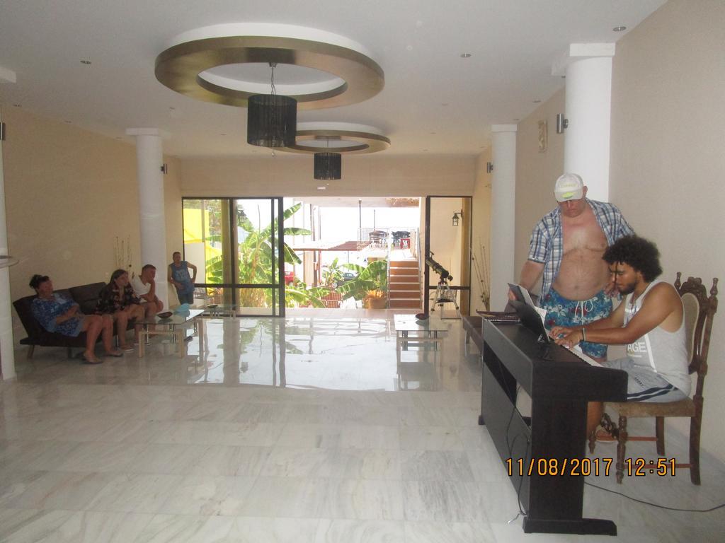 Saint Konstantin Beach Apartments Stegna Exterior photo